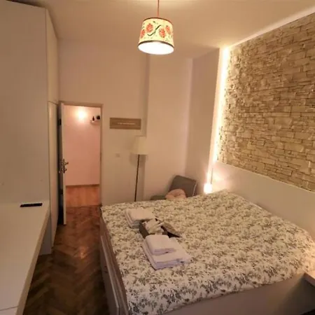 Apartment Cozy Old Town - Free Minibar *