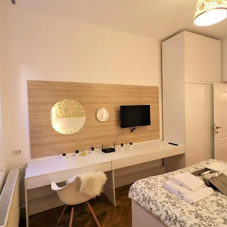 Cozy Old Town - Free Minibar Apartment Bukarest