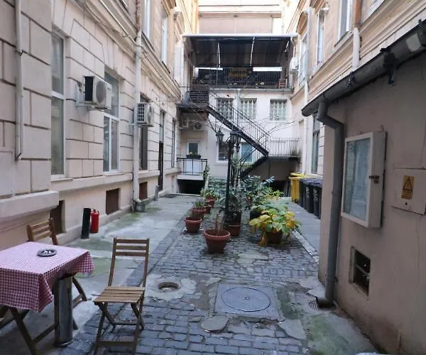 Cozy Old Town - Free Minibar